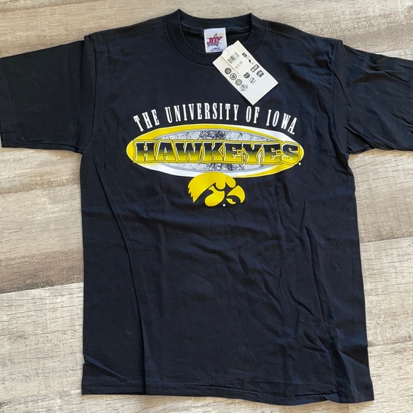Shirts | University Of Iowa Hawkeye Tshirt | Poshmark